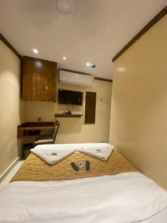 Hotel Garden Creek Residency - Near To Mumbai International Airport Esterno foto