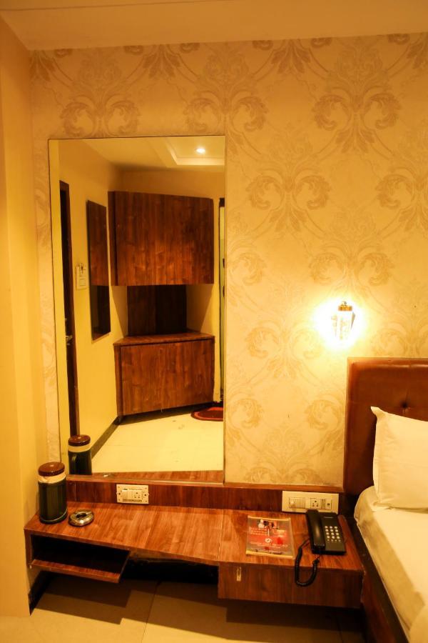 Hotel Garden Creek Residency - Near To Mumbai International Airport Esterno foto